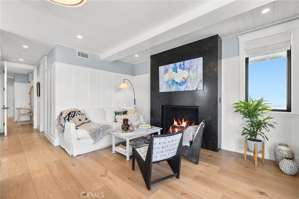 Balboa Island - Main Island (BALM) - Residential Lease