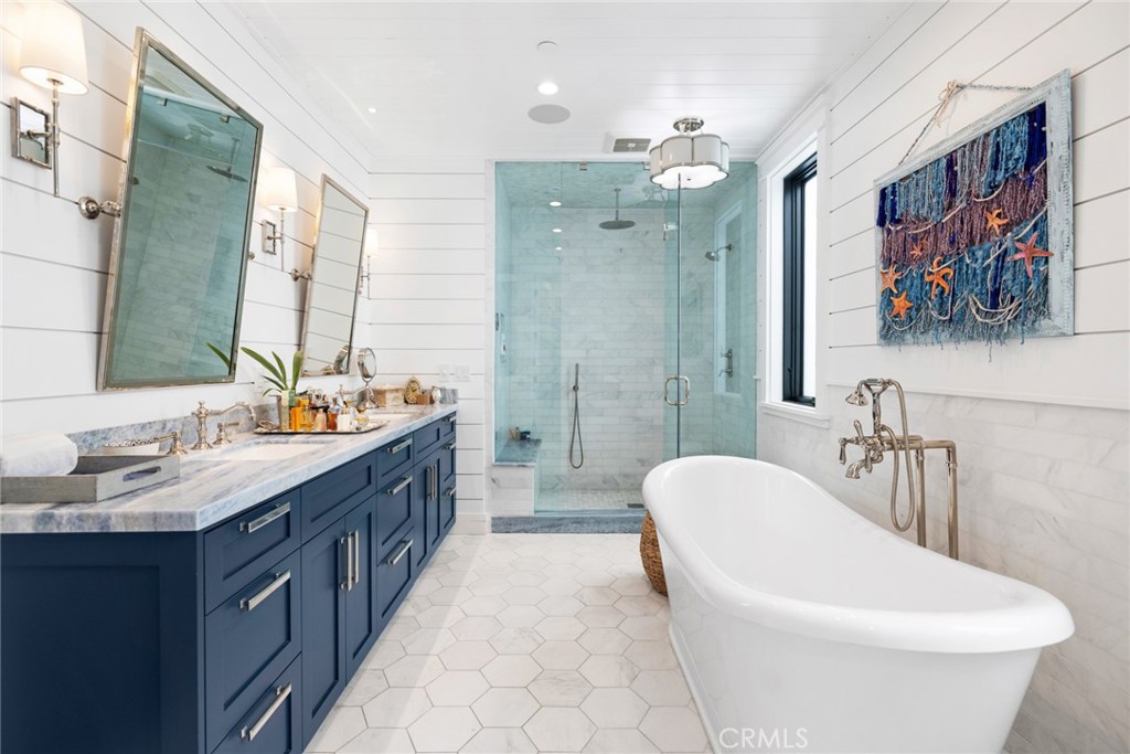 Balboa Island - Main Island (BALM) - Residential Lease