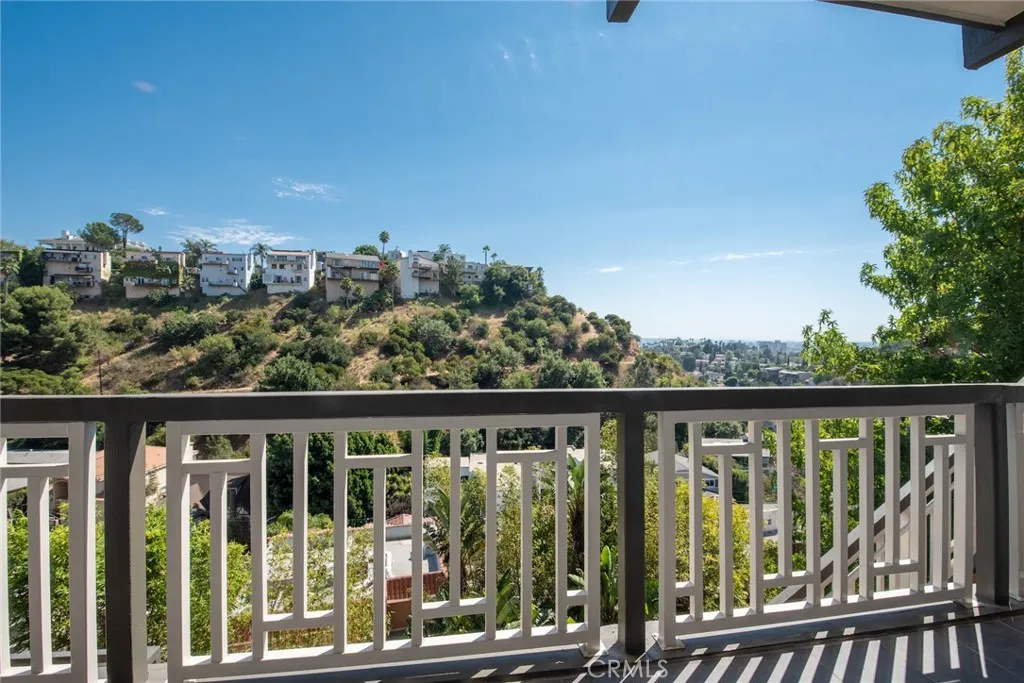 Los Angeles, California 90068, United States, 4 Bedrooms Bedrooms, ,4 BathroomsBathrooms,Residential,Active,4234