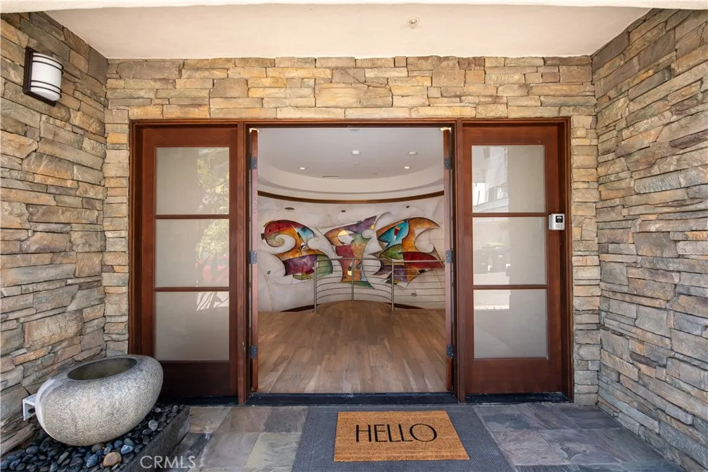 Los Angeles, California 90068, United States, 4 Bedrooms Bedrooms, ,4 BathroomsBathrooms,Residential,Active,4234