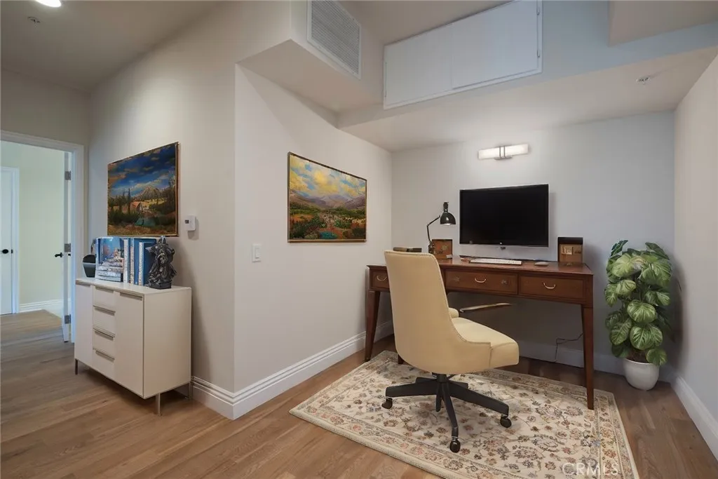 Los Angeles, California 90068, United States, 4 Bedrooms Bedrooms, ,4 BathroomsBathrooms,Residential,Active,4234