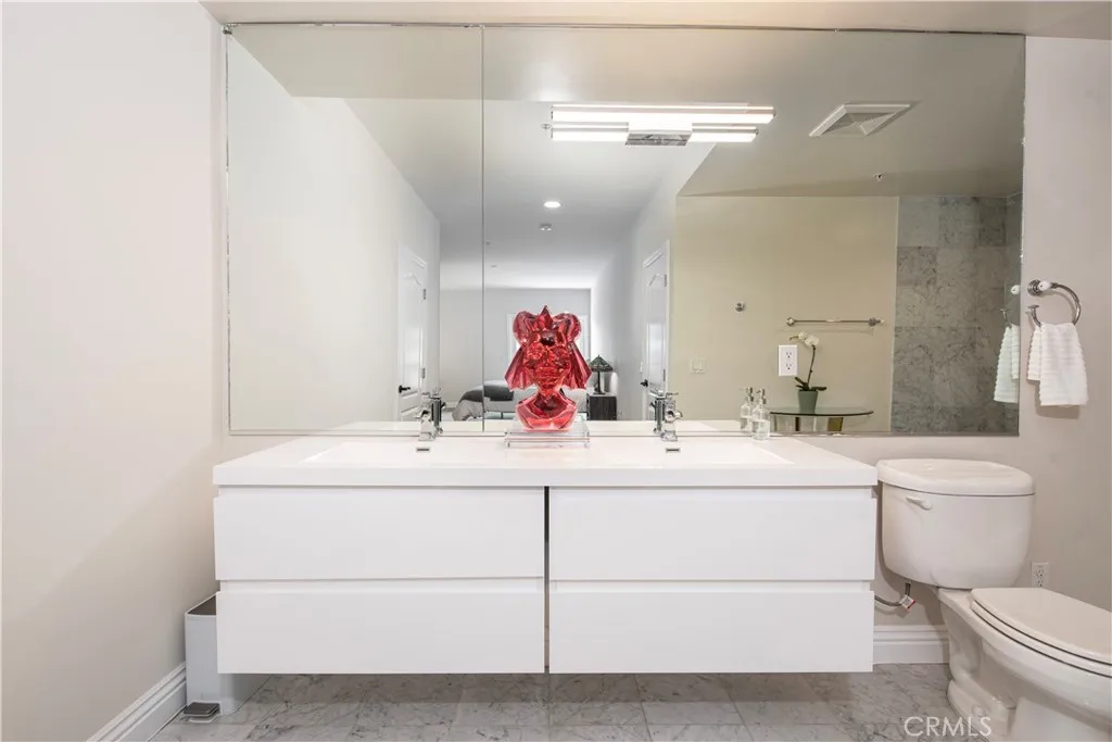 Los Angeles, California 90068, United States, 4 Bedrooms Bedrooms, ,4 BathroomsBathrooms,Residential,Active,4234