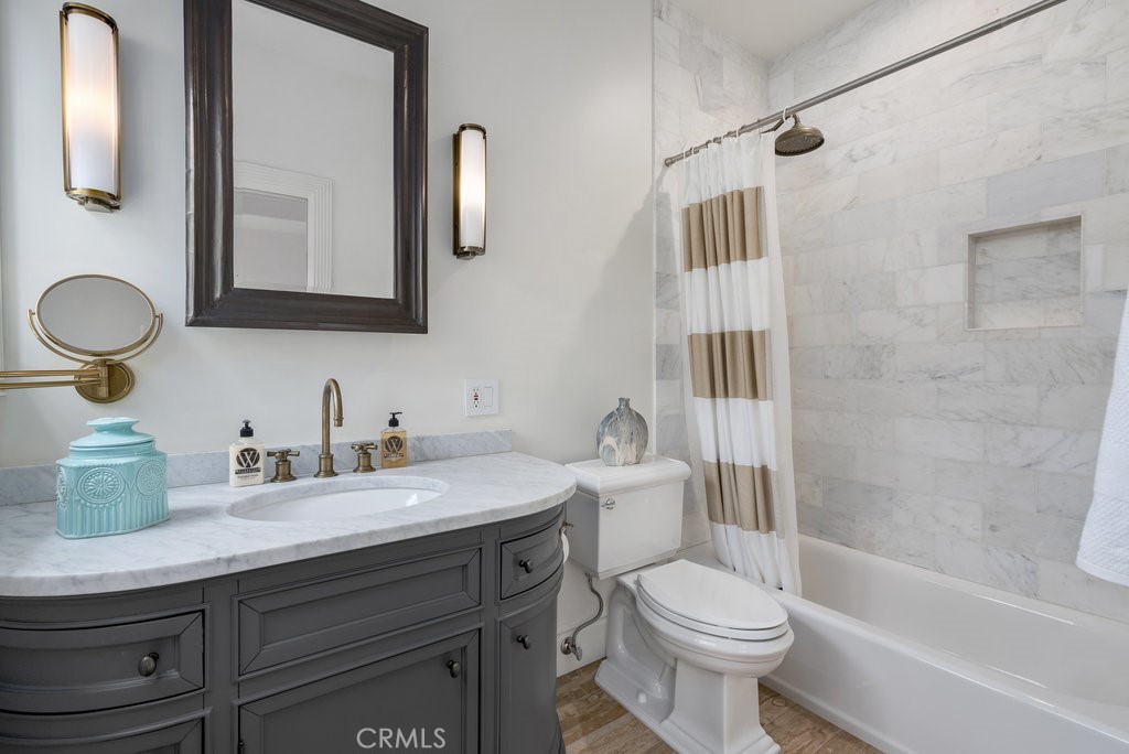 Hunt Club (HC) - Residential