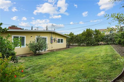 A home in Mission Hills (San Fernando)