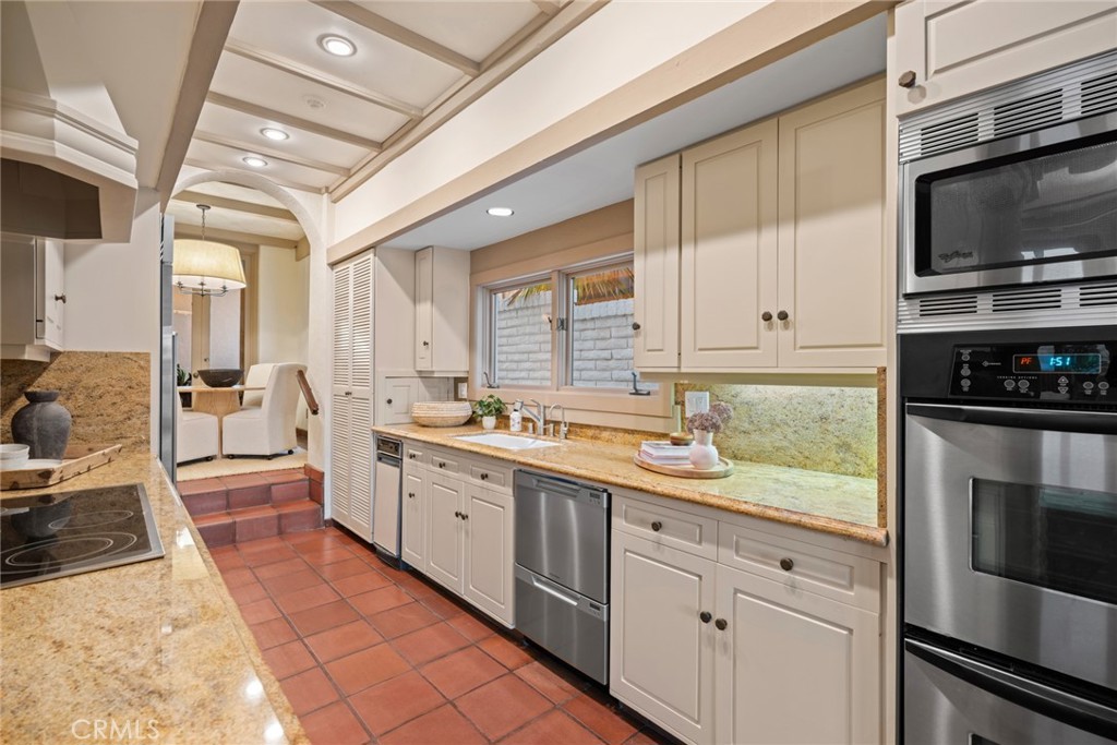 Linda Isle (LIND) - Residential