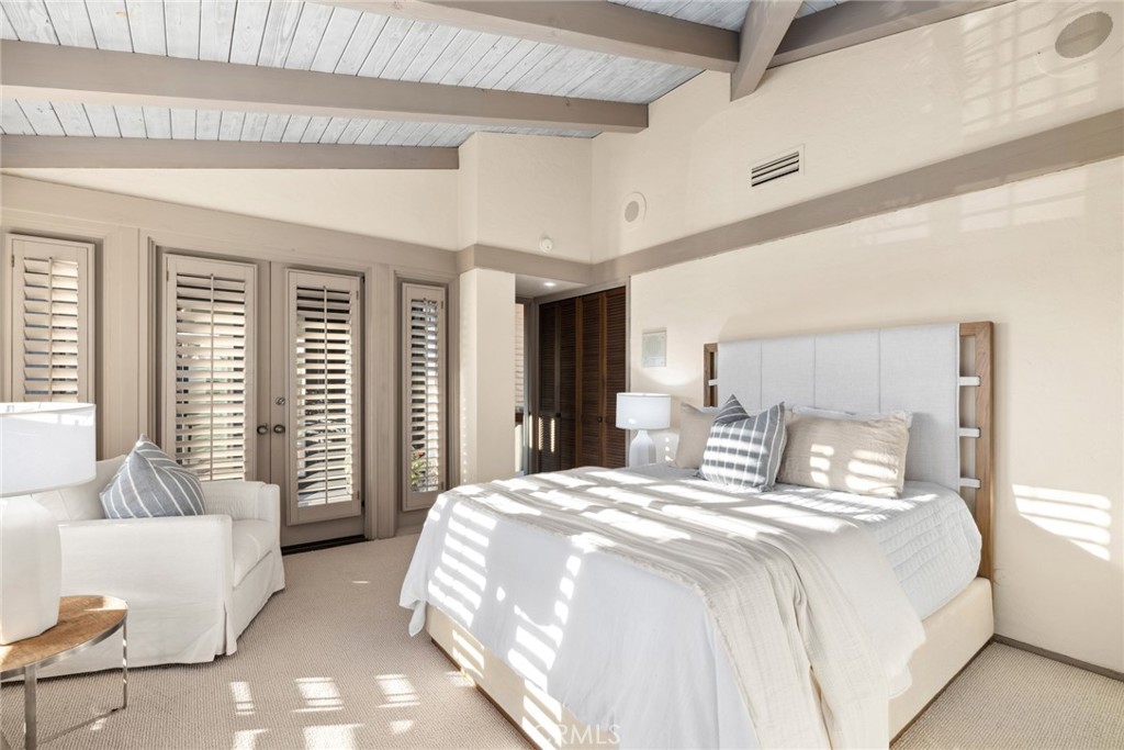 Linda Isle (LIND) - Residential