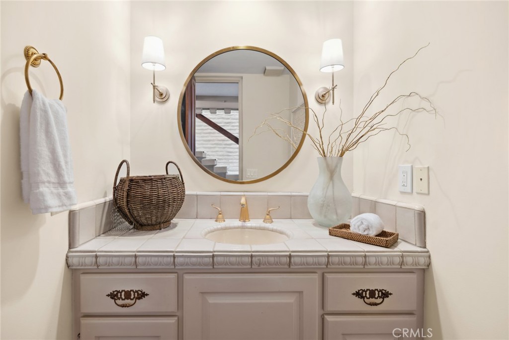 Linda Isle (LIND) - Residential