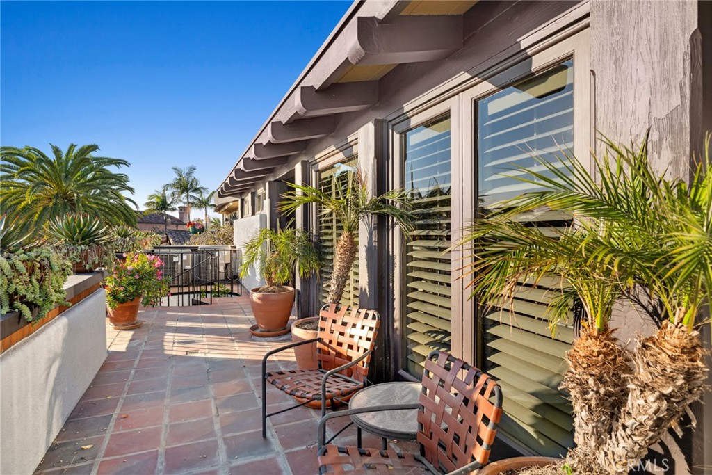 Linda Isle (LIND) - Residential