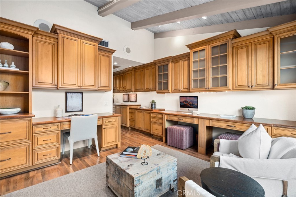 Linda Isle (LIND) - Residential