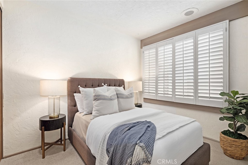 Linda Isle (LIND) - Residential