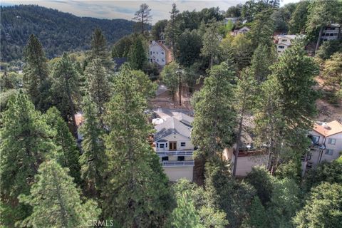 A home in Crestline