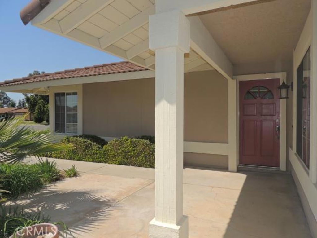 listing image 130725519288058896548