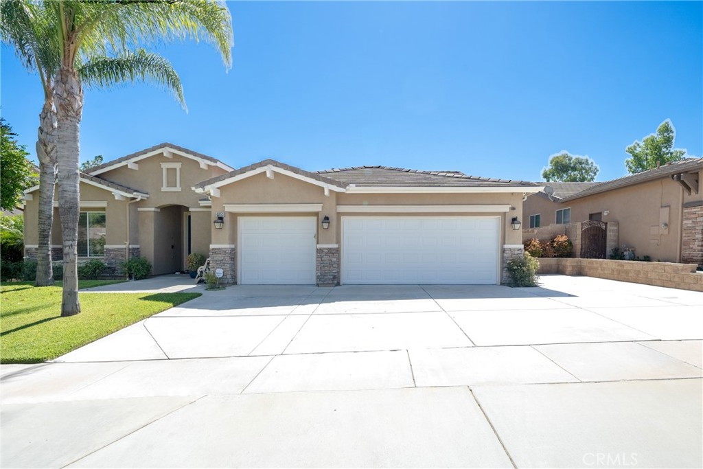 View Corona, CA 92883 house