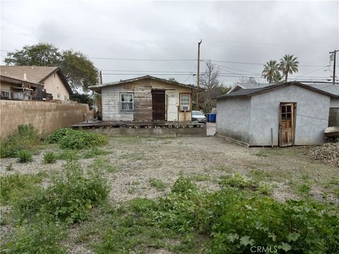 A home in Azusa