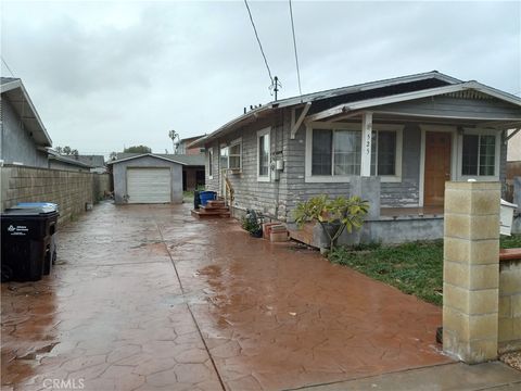 A home in Azusa