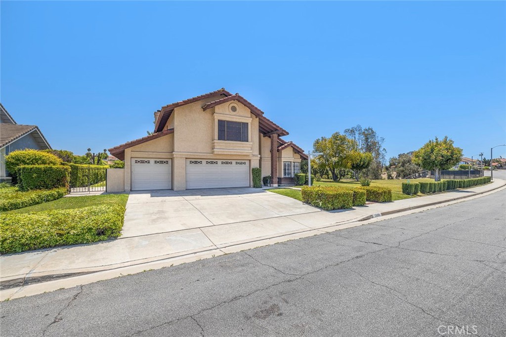 19520 Empty Saddle Road