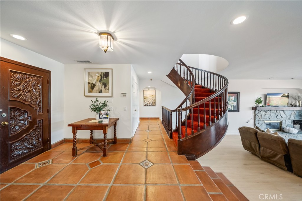 23192 De Anza Road