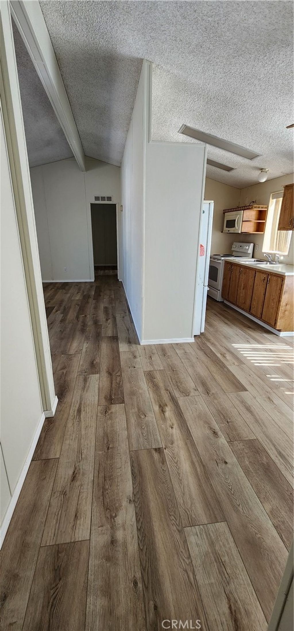 listing image 54