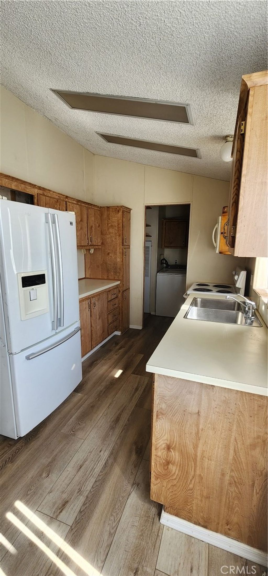 listing image 52