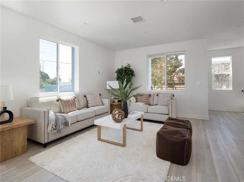 121 E 223rd Street 5