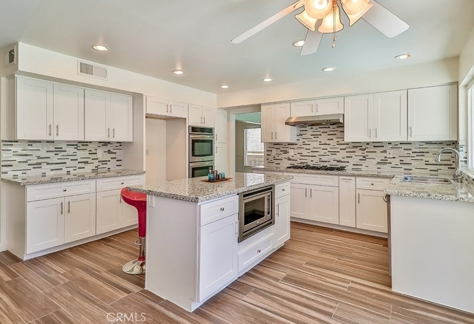 Oak View Ranch (876) - Residential Lease