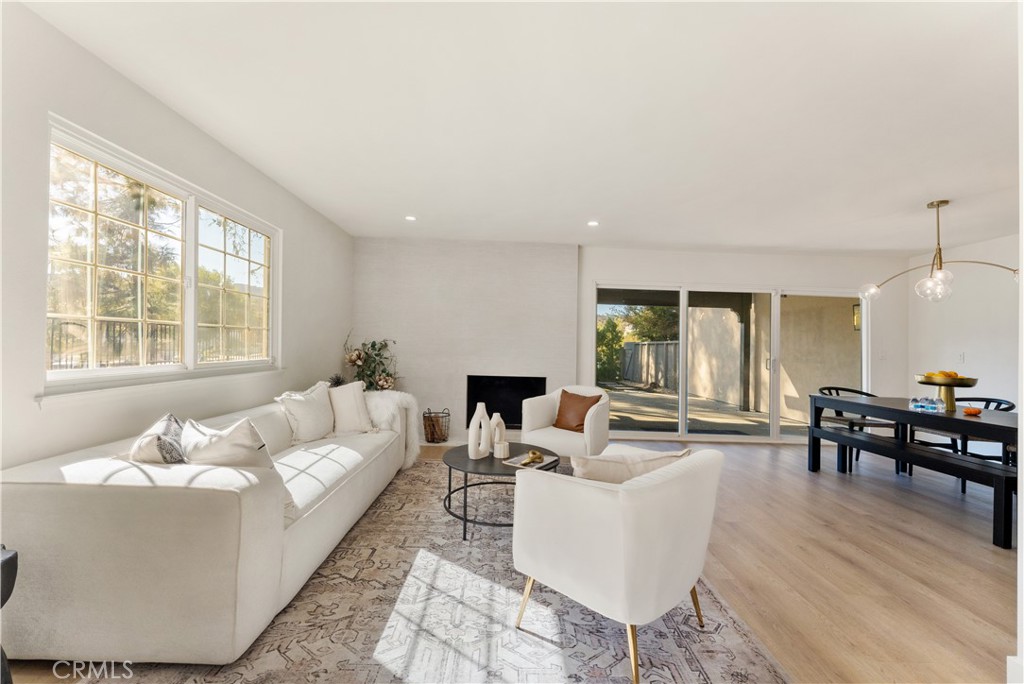 32038 Waterside Lane