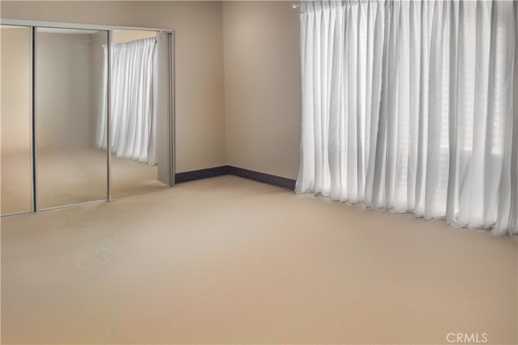 Crown Point - Residential Income