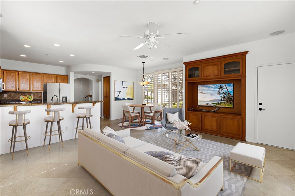 Promenade (PROM) - Residential Lease