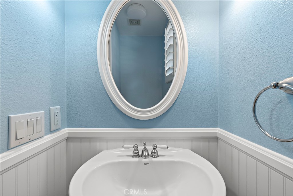 Promenade (PROM) - Residential Lease