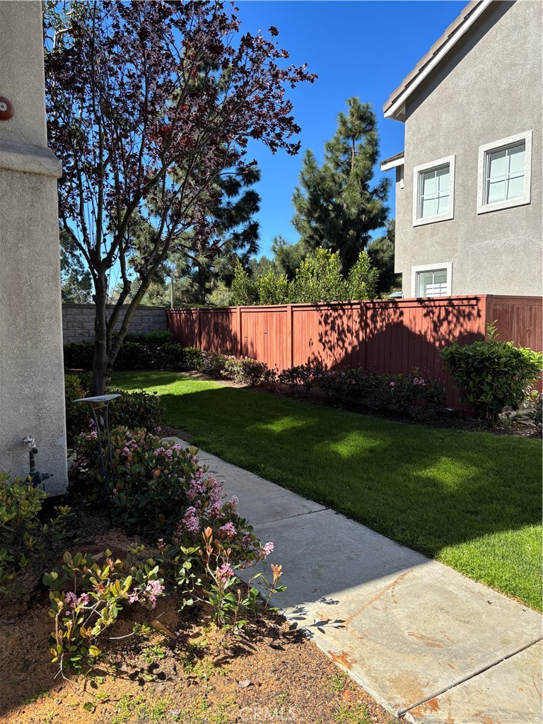 Promenade (PROM) - Residential Lease