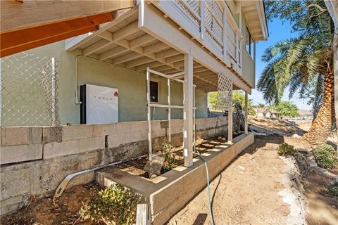 A home in Lake Elsinore