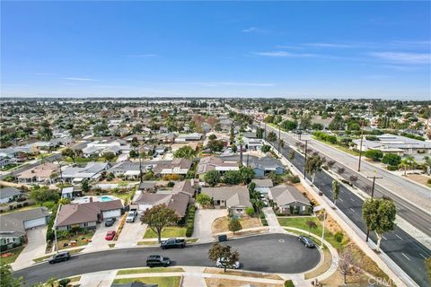 A home in La Mirada