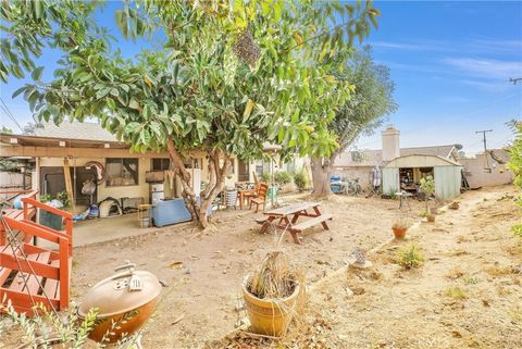 A home in La Mirada