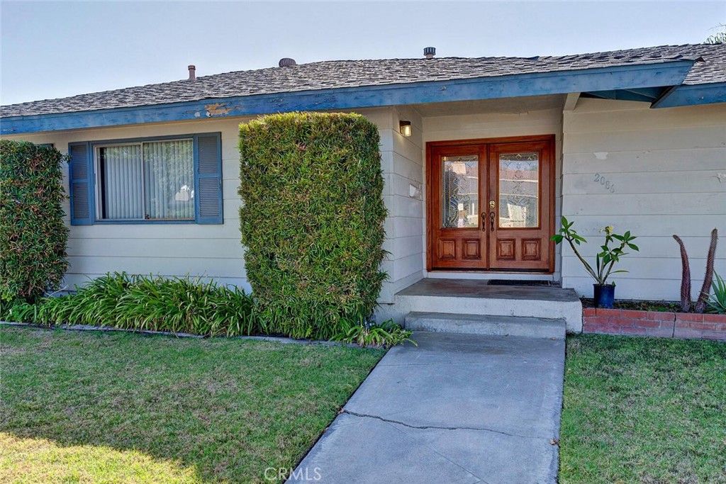 listing image 196