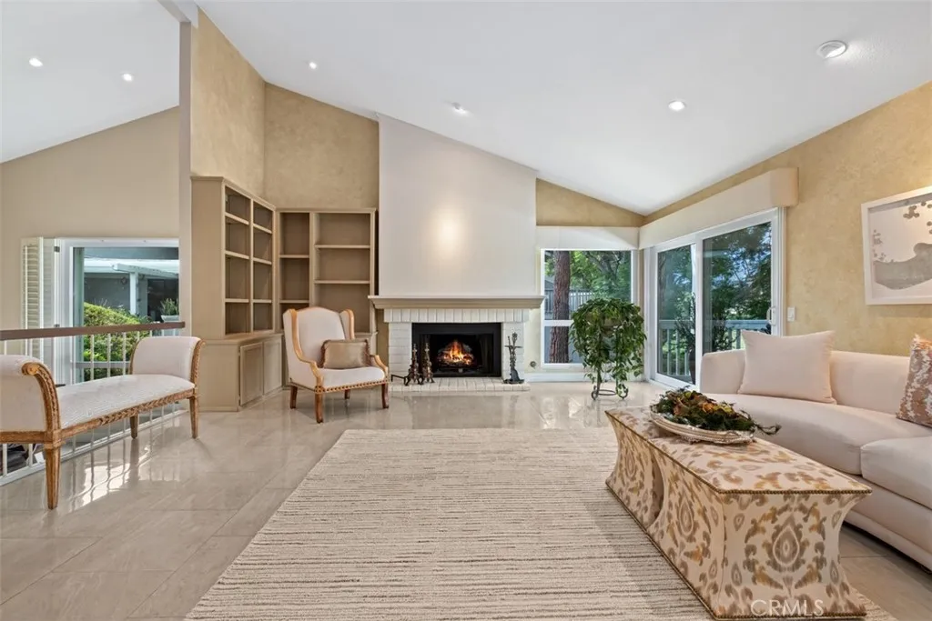 Irvine, California 92612, United States, 3 Bedrooms Bedrooms, ,3 BathroomsBathrooms,Residential,Active,106827