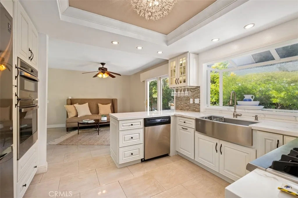 Irvine, California 92612, United States, 3 Bedrooms Bedrooms, ,3 BathroomsBathrooms,Residential,Active,106827