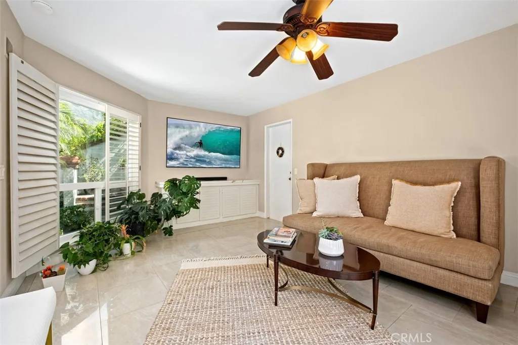 Irvine, California 92612, United States, 3 Bedrooms Bedrooms, ,3 BathroomsBathrooms,Residential,Active,106827