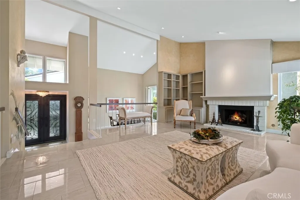 Irvine, California 92612, United States, 3 Bedrooms Bedrooms, ,3 BathroomsBathrooms,Residential,Active,106827