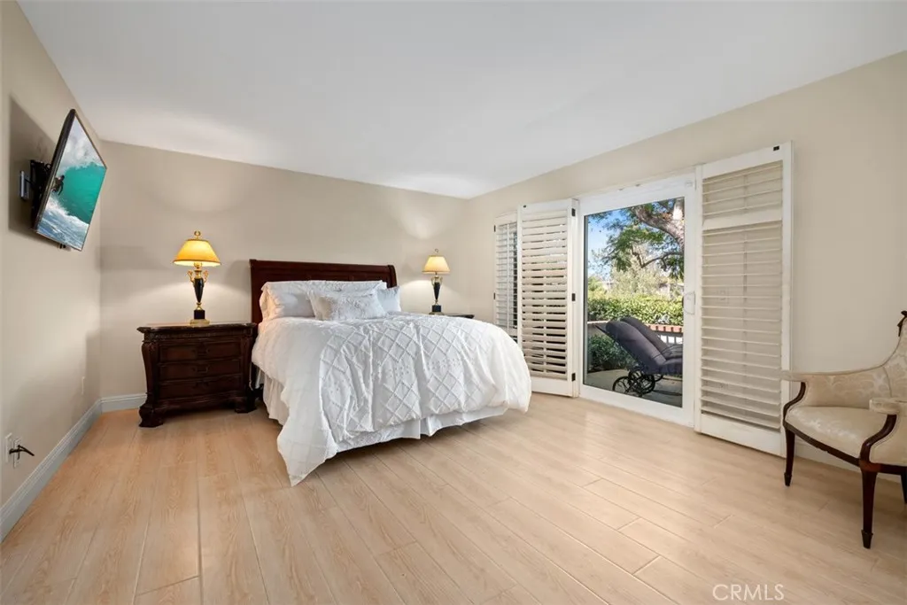 Irvine, California 92612, United States, 3 Bedrooms Bedrooms, ,3 BathroomsBathrooms,Residential,Active,106827
