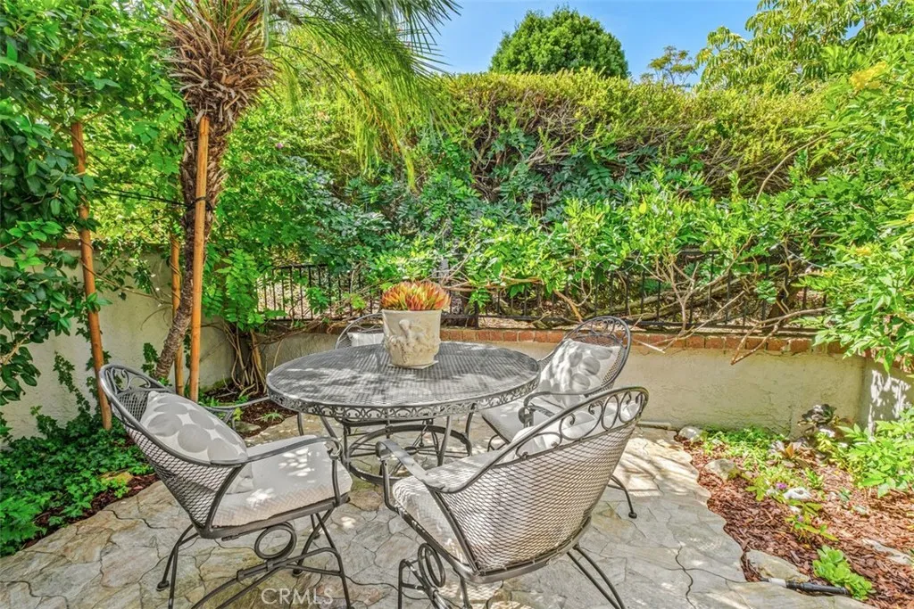 Irvine, California 92612, United States, 3 Bedrooms Bedrooms, ,3 BathroomsBathrooms,Residential,Active,106827