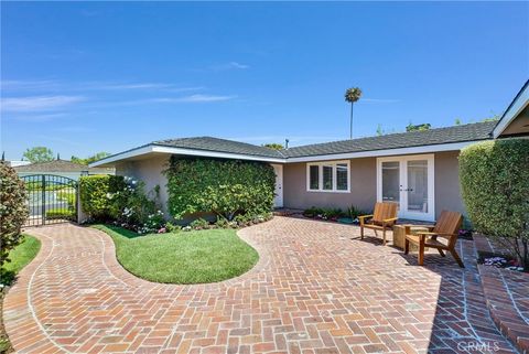 A home in Corona Del Mar