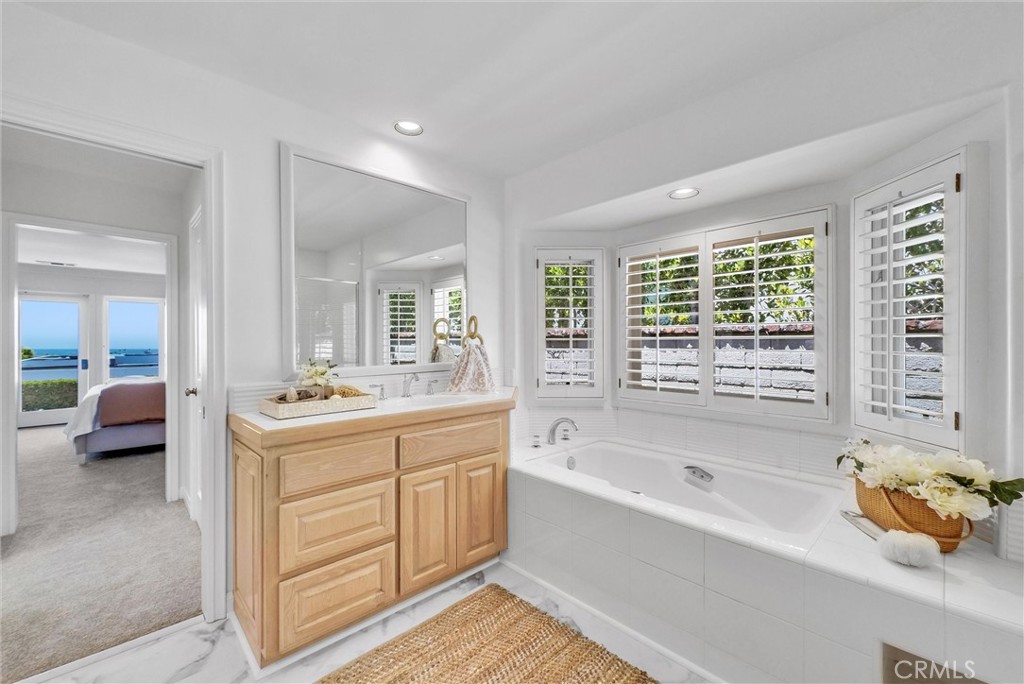 Irvine Terrace (IRVT) - Residential