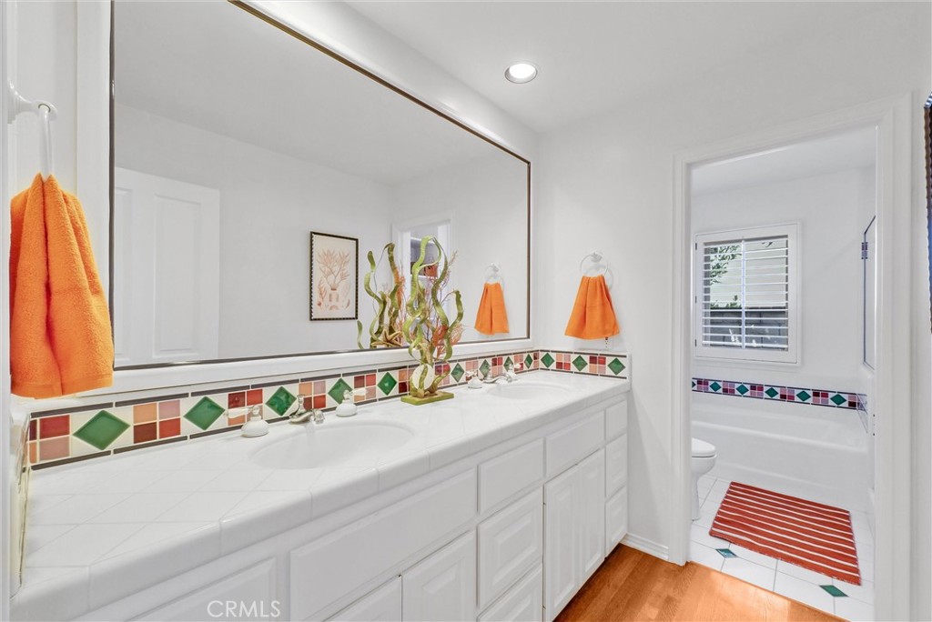 Irvine Terrace (IRVT) - Residential