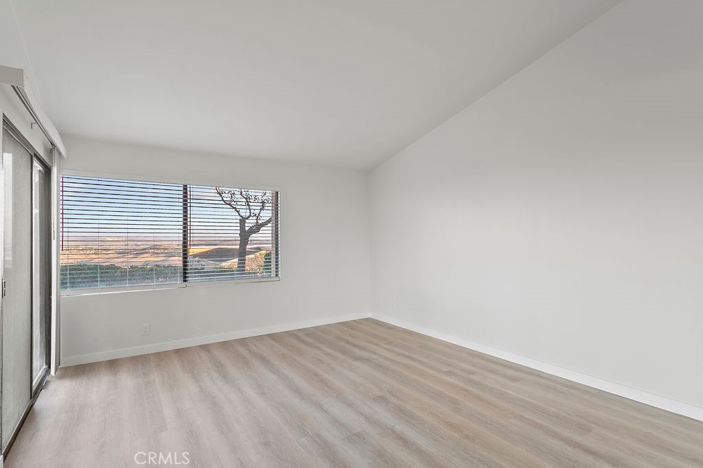 Monarch Summit I - Residential Lease