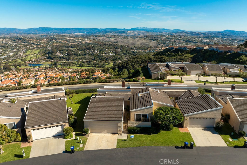 Monarch Summit I - Residential Lease