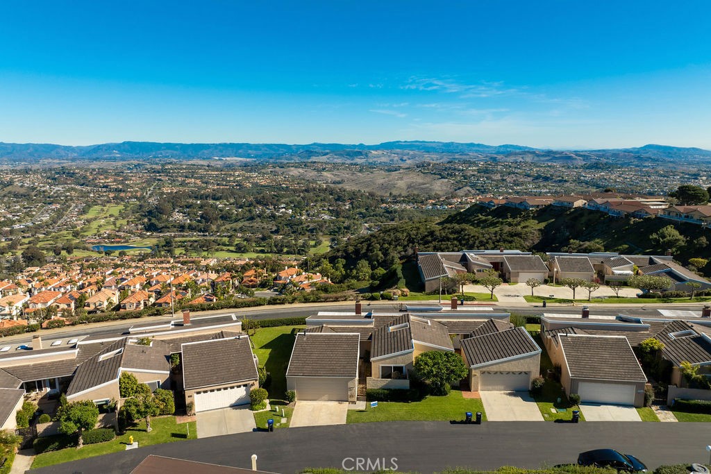 Monarch Summit I - Residential Lease