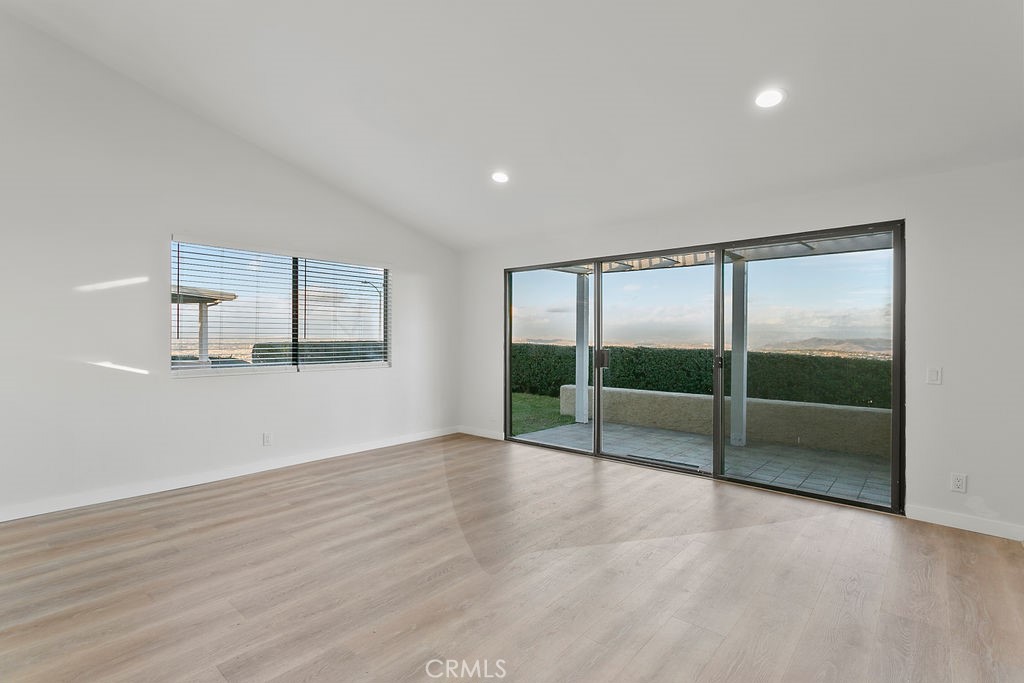 Monarch Summit I - Residential Lease