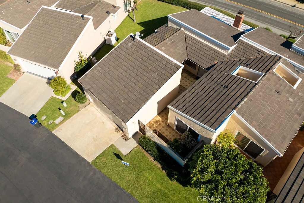 Monarch Summit I - Residential Lease