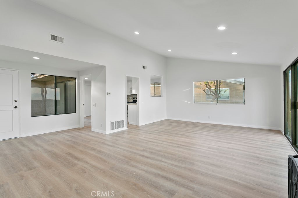 Monarch Summit I - Residential Lease