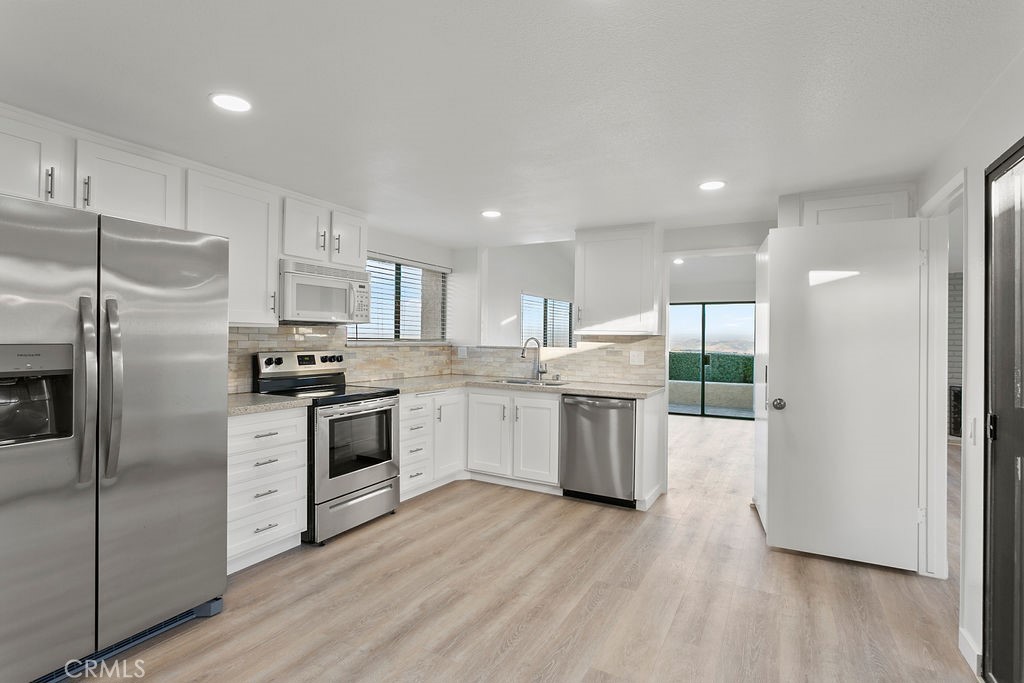 Monarch Summit I - Residential Lease